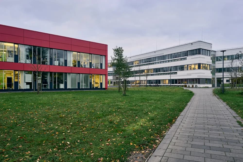 Düsseldorf (DE), Universität, ZSL & BMFZ -- -- — Düsseldorf