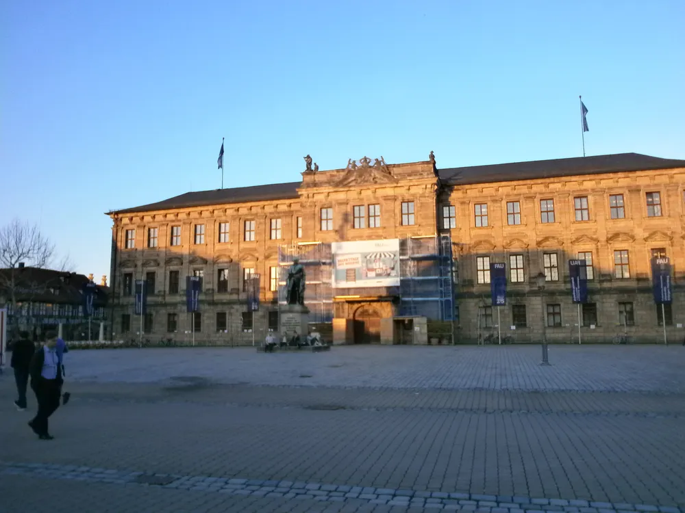 FAU Hauptgebäude 2 — Erlangen