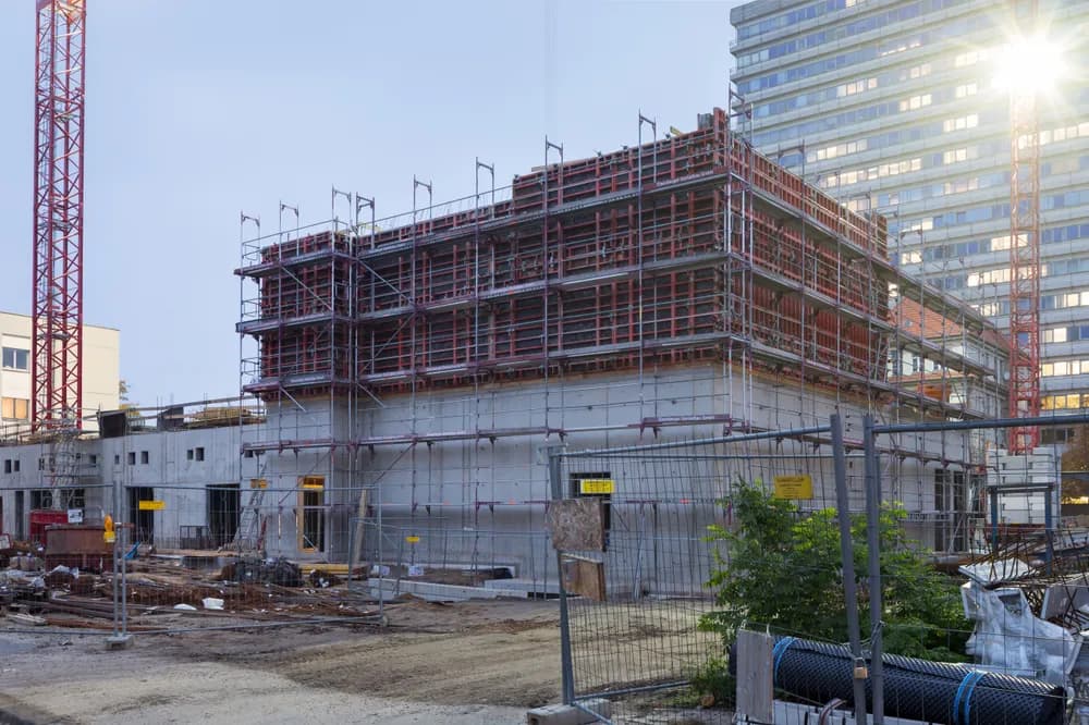 Construction site HITec institute Leibniz Universitaet Hannover Callinstrasse Nordstadt Hannover Germany — Hannover