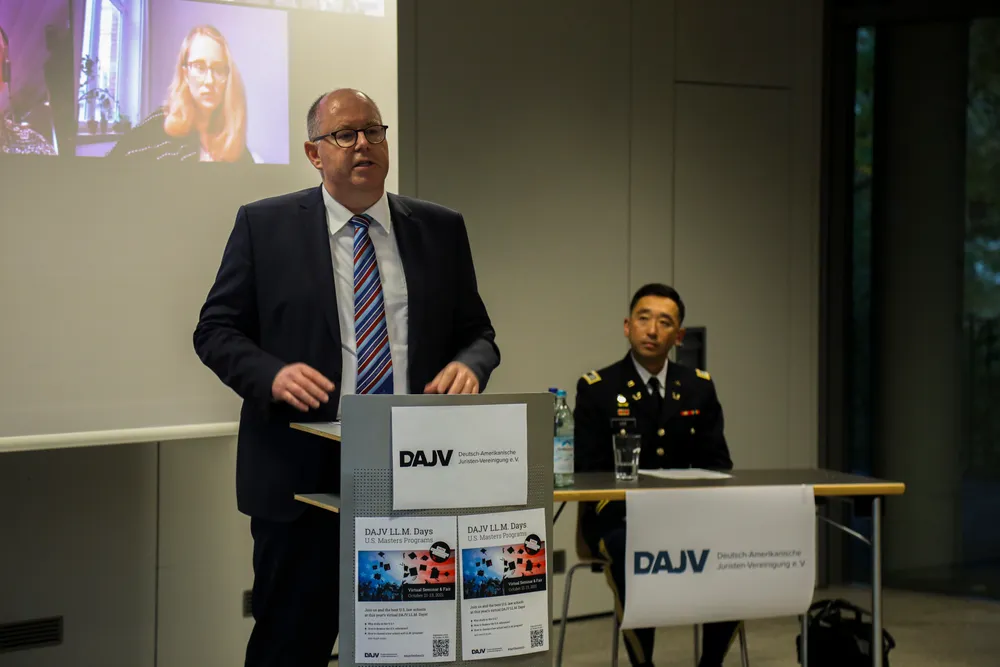 Professor Robert Esser Speaks about German Law at the University of Passau (6901844) — Passau